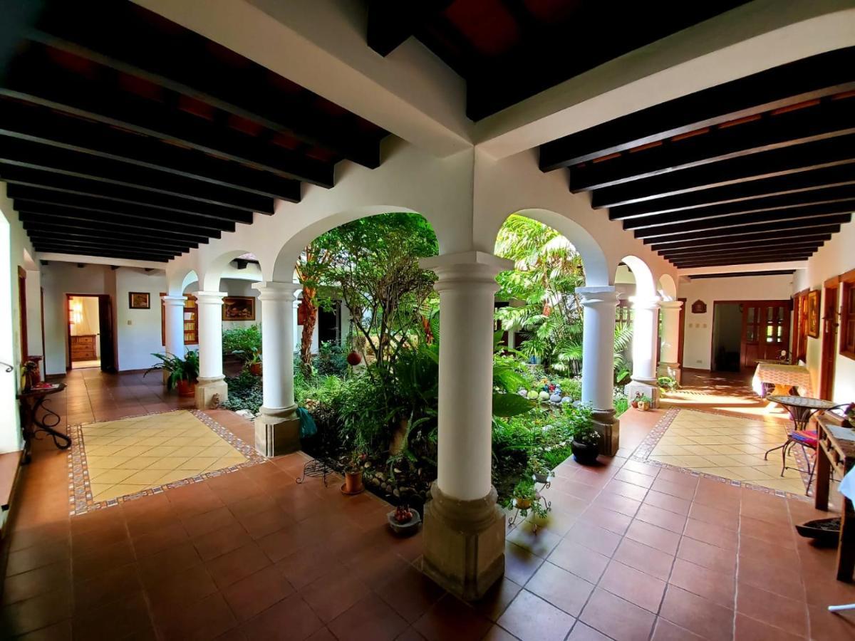 Hotel Y Jardines Casa Buho Antigua Exterior foto
